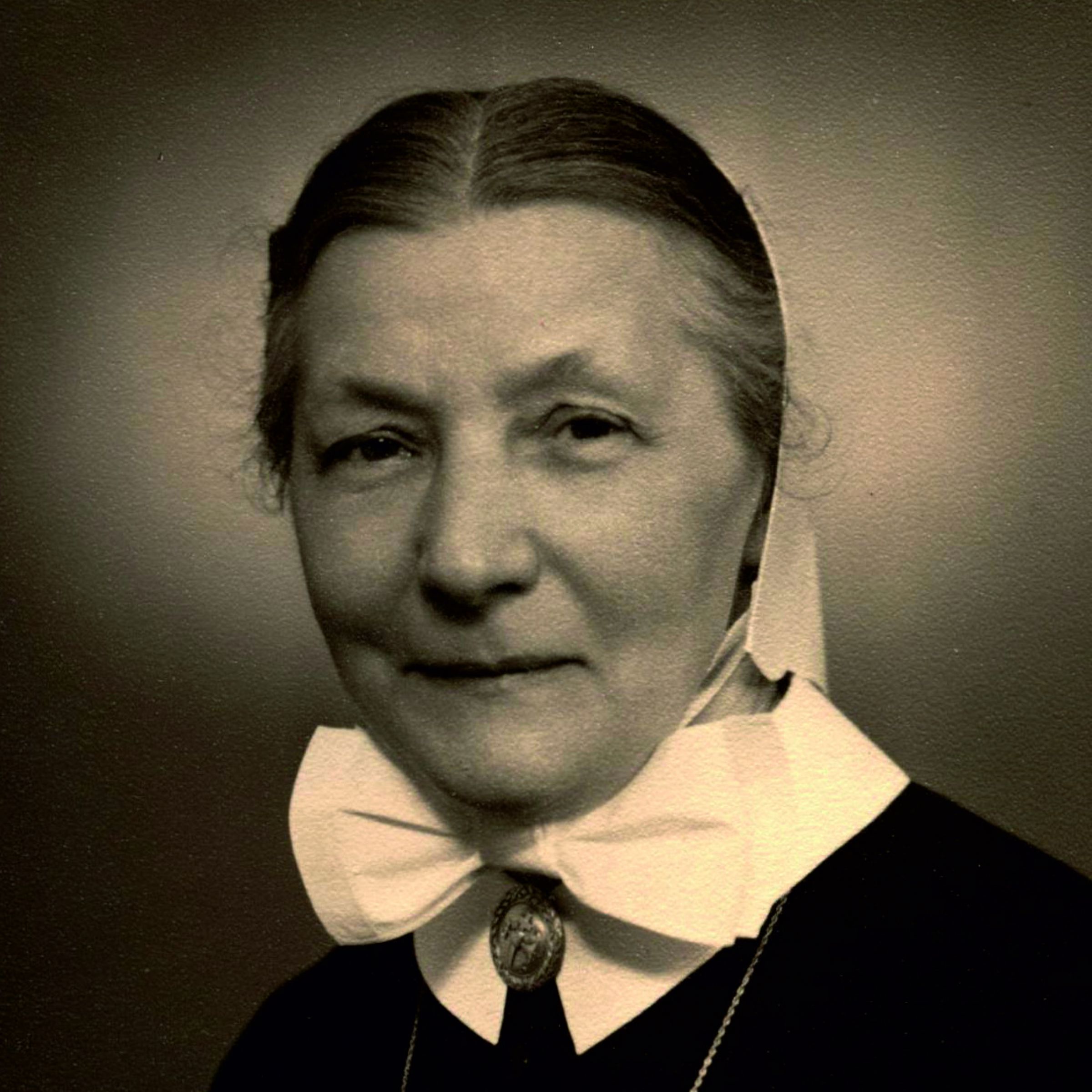 Portraitfoto von Oberin Lina Merklin