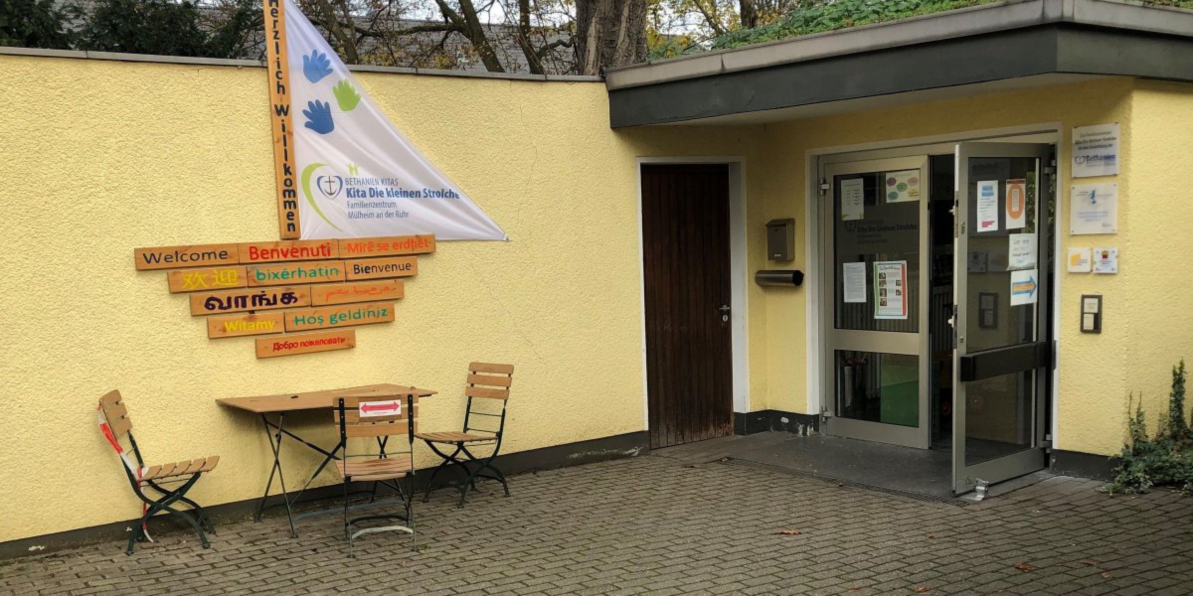 Der Eingangsbereich der Kita Die kleinen Strolche