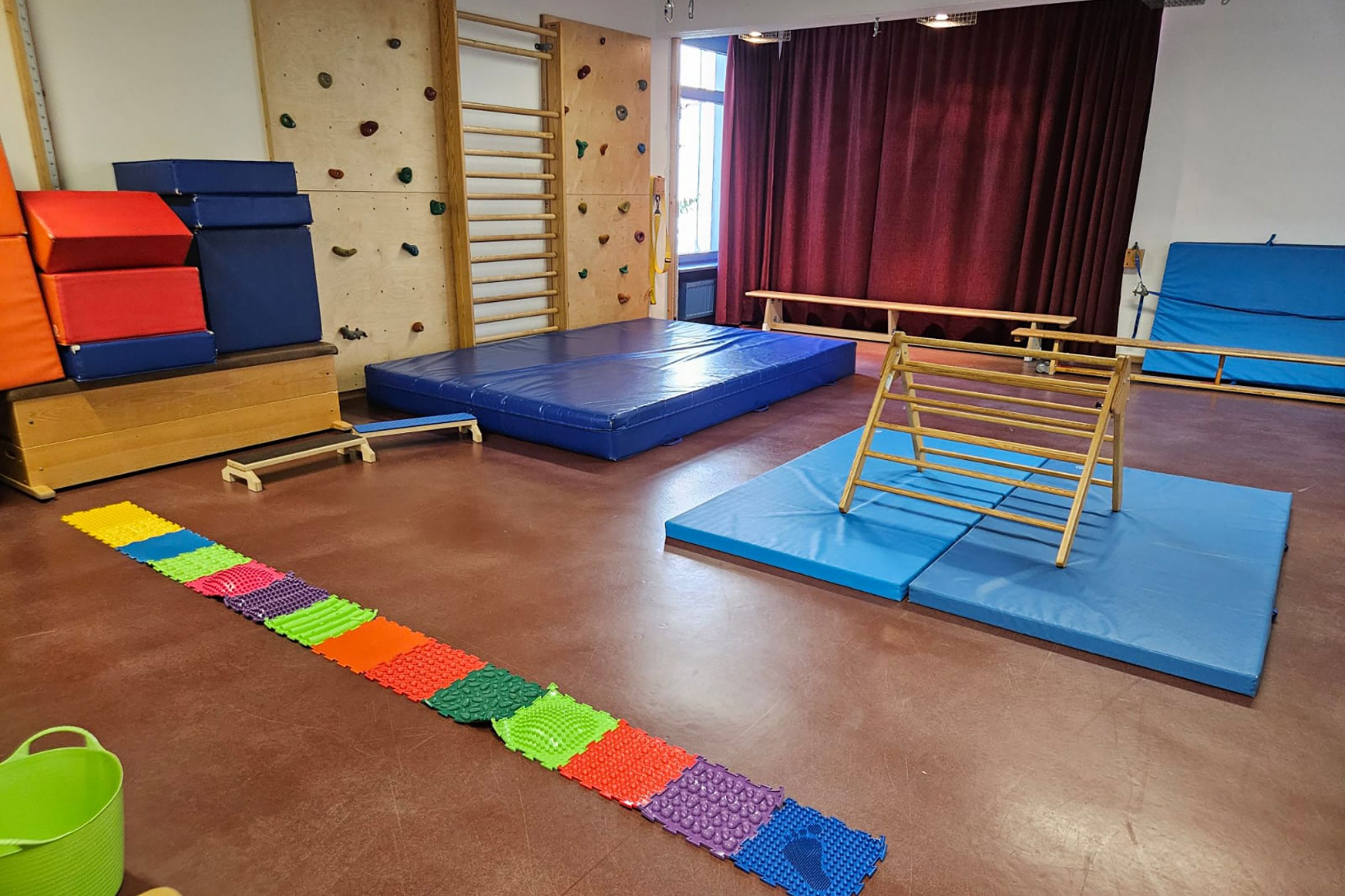 Der Turnraum der Ev. Kita Scharrenberger Straße