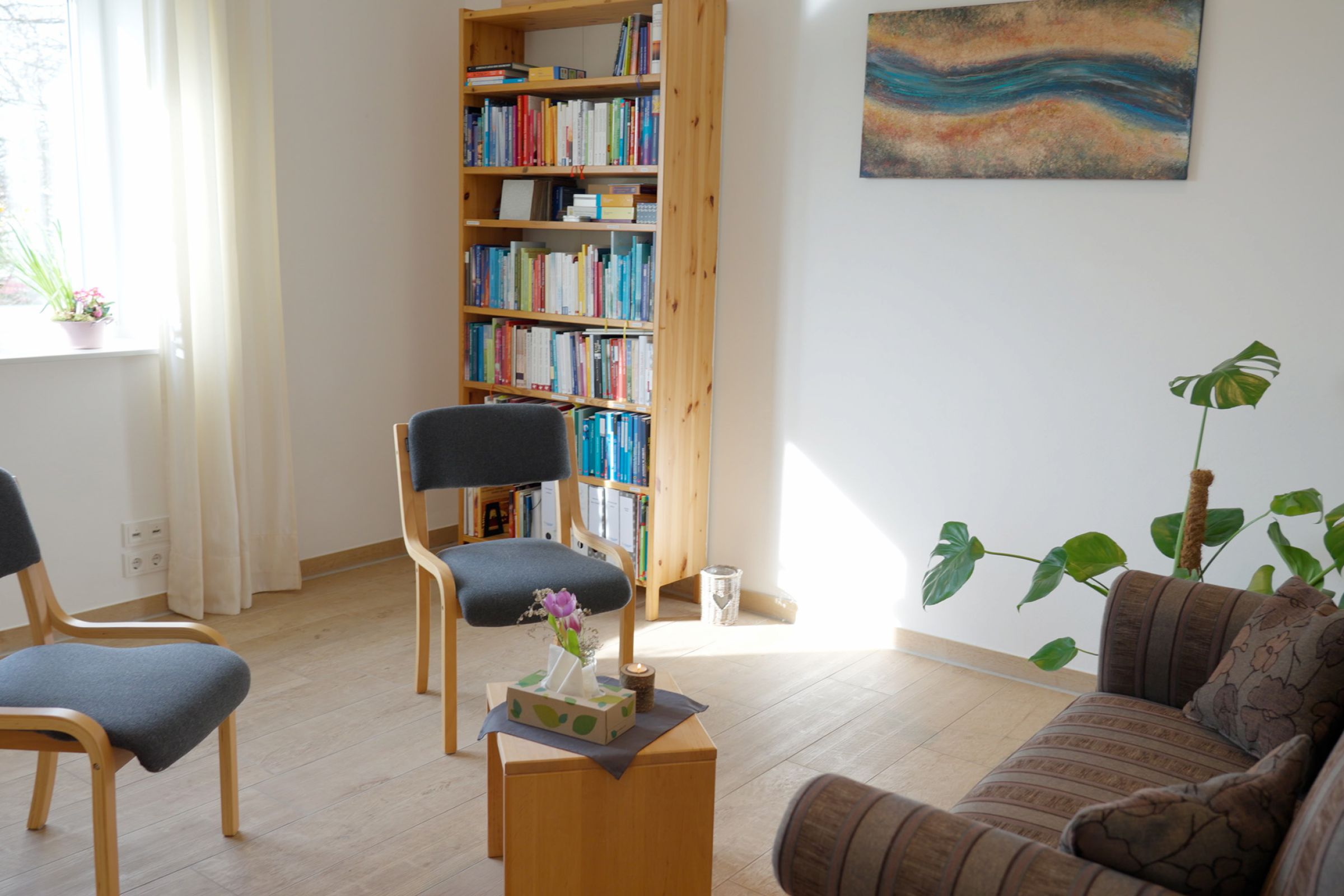 Einen Raum der Einrichtung Bethanien Sternenkinder Beratungsstelle Münster Osnabrück.