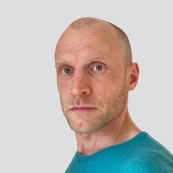 Portraitfoto von Wolfgang Müller-Wichards 